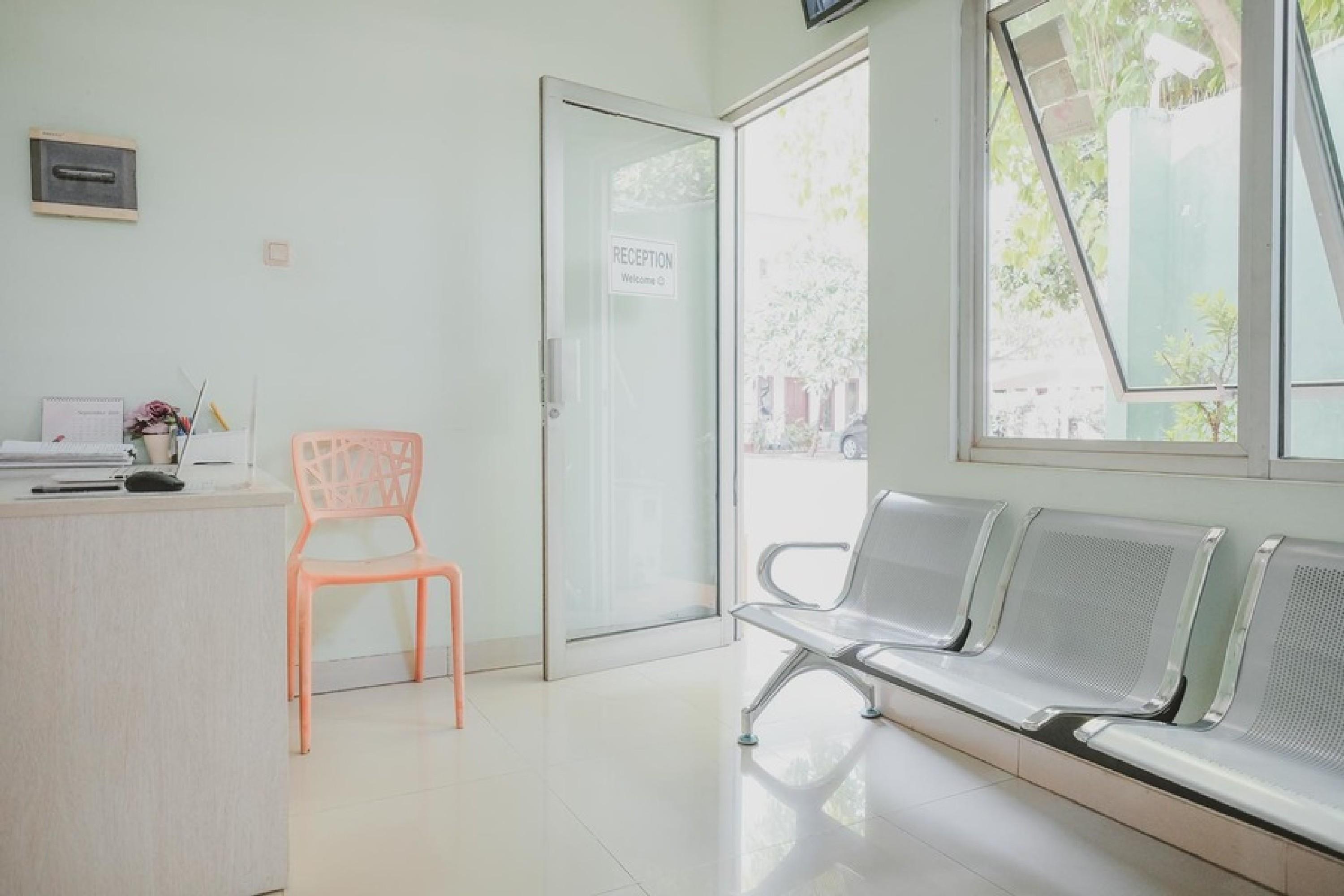 Reddoorz Plus @ Karet Pedurenan 3 Jakarta Eksteriør billede