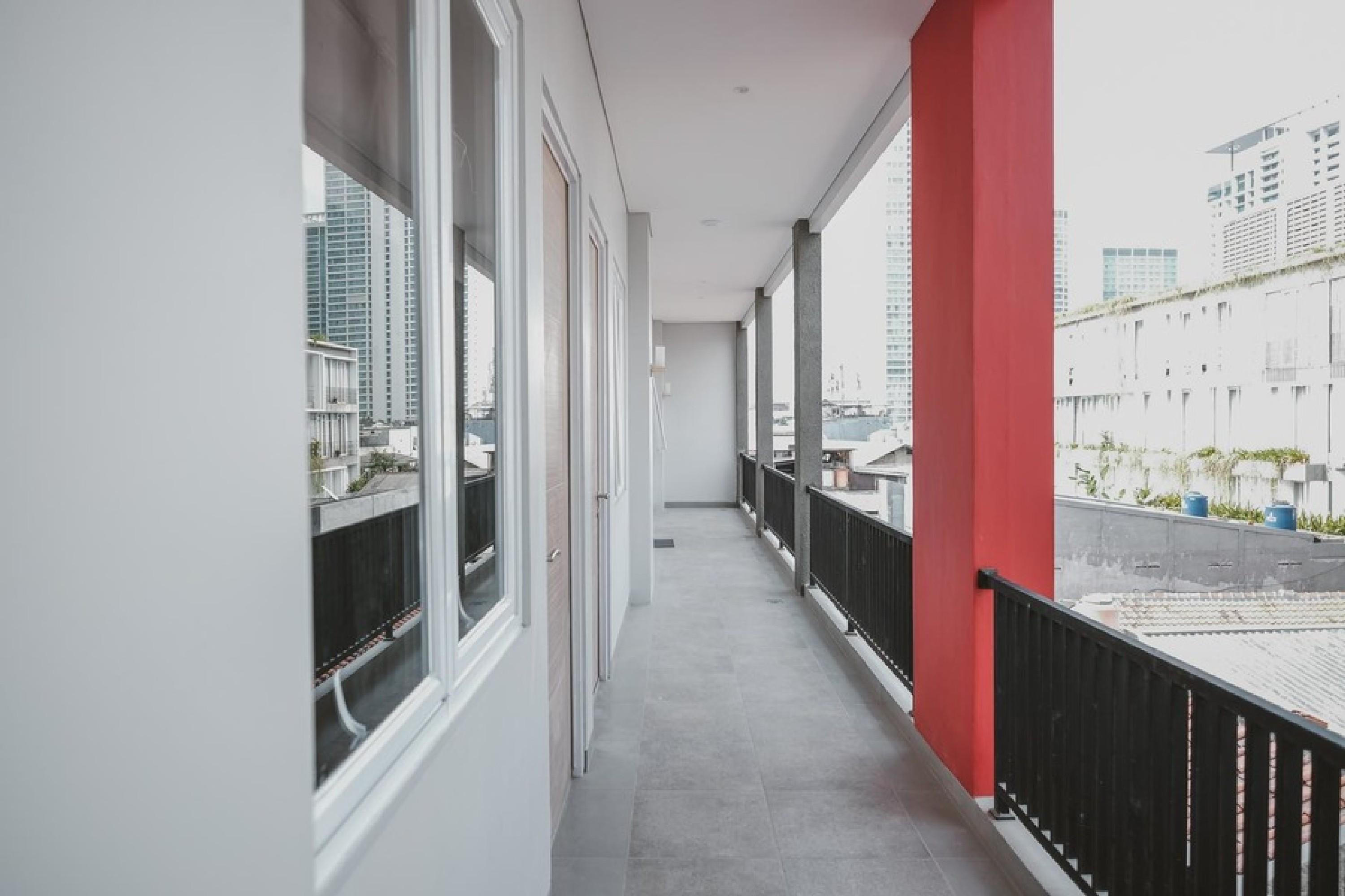 Reddoorz Plus @ Karet Pedurenan 3 Jakarta Eksteriør billede