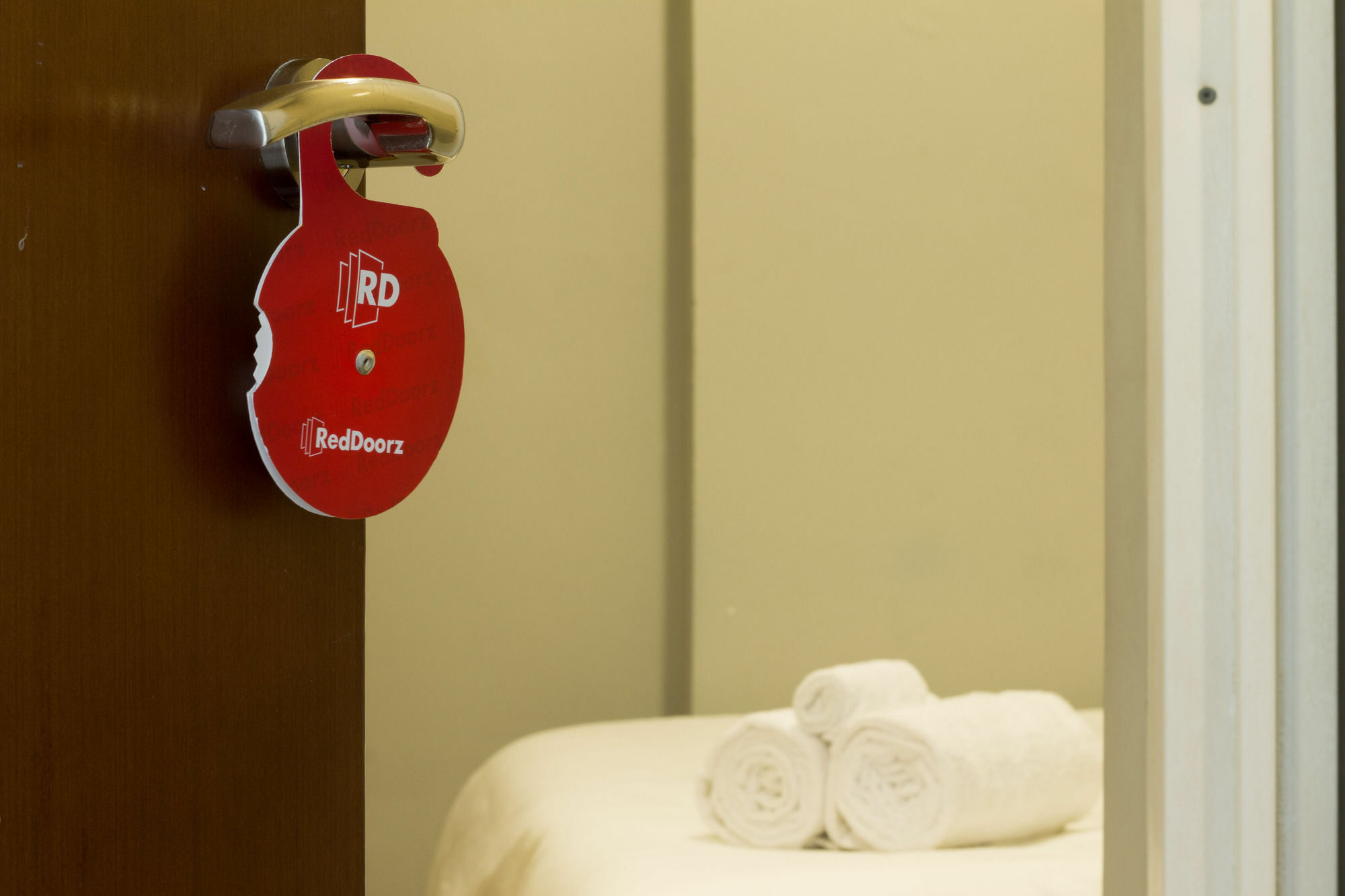 Reddoorz Plus @ Karet Pedurenan 3 Jakarta Eksteriør billede